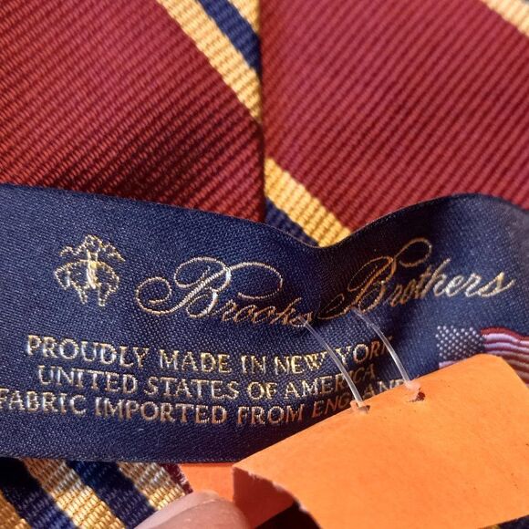 Brooks Brothers Silk Red, Gold and Blue stripe Tie - Picture 5 of 6